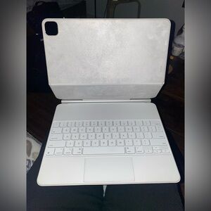 Apple Magic Keyboard Folio for iPad (10th generation) 12.9 inch